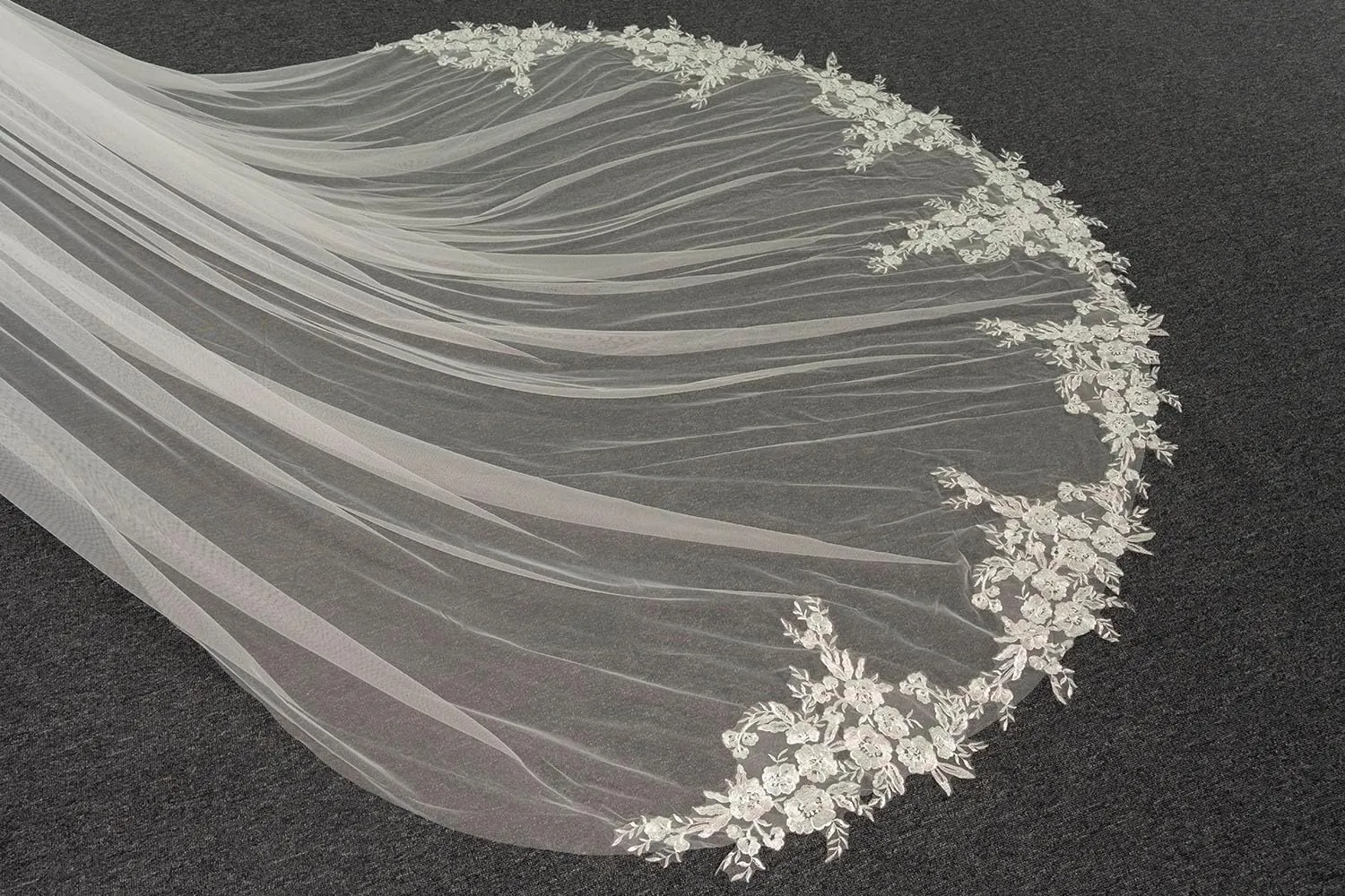 EllieWely Long Cathedral Length Lace Bridal Wedding Veil With Metal Comb